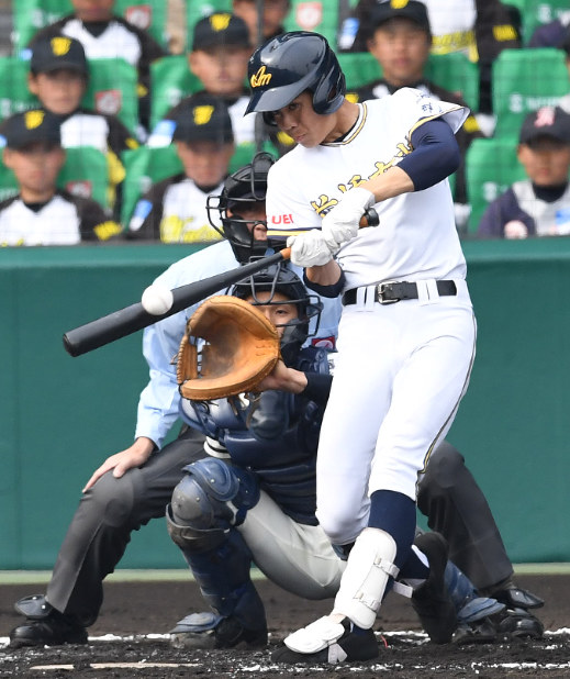 選抜高校野球：中村、17歳差、兄弟鷹は34歳部長と主将 | 毎日新聞