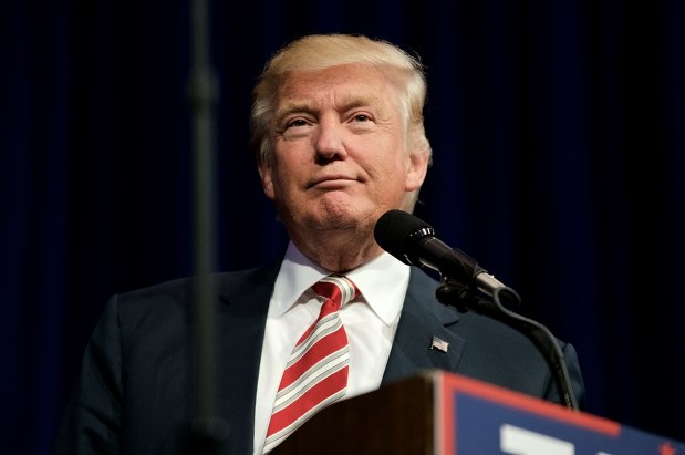 「アメリカ・ファースト」のトランプ米大統領は保護主義に傾く
