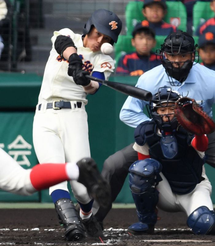 選抜高校野球：盛岡大付が初の8強 智弁学園の連覇阻む [写真