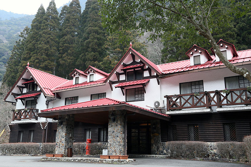 従業員の大量退職に揺れる森の国ホテル=愛媛県松野町目黒で、山崎太郎撮影