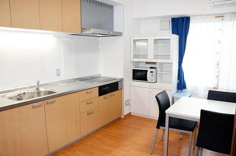 金沢大 新宿舎完成 学生と留学生 英語で交流 石川 毎日新聞