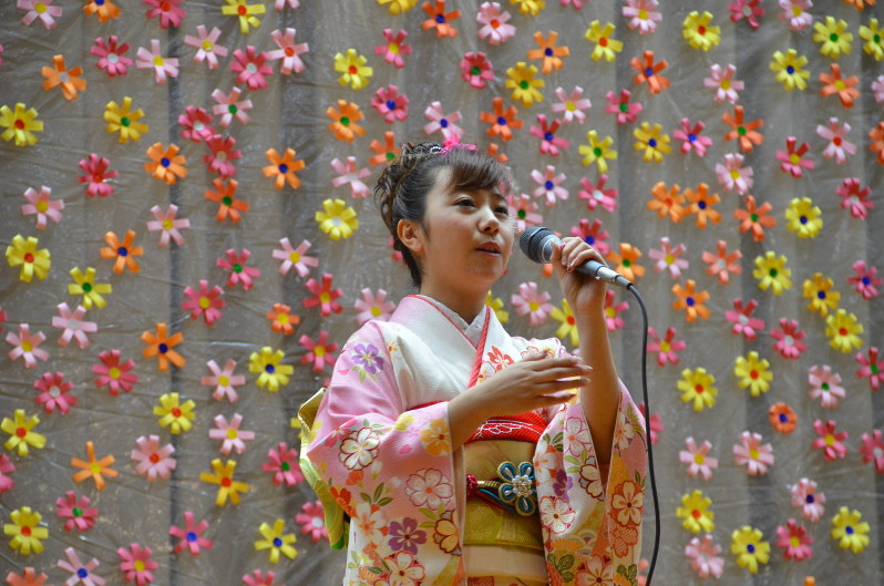 谷島明世さん 民謡界にアイドル 結城出身２２歳 デビュー盤に郷土愛 磯節全国大会最年少ｖ 夢は紅白歌合戦 茨城 毎日新聞
