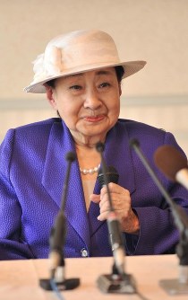 訃報：京唄子さん89歳＝女優、漫才コンビで活躍 [写真特集5/9