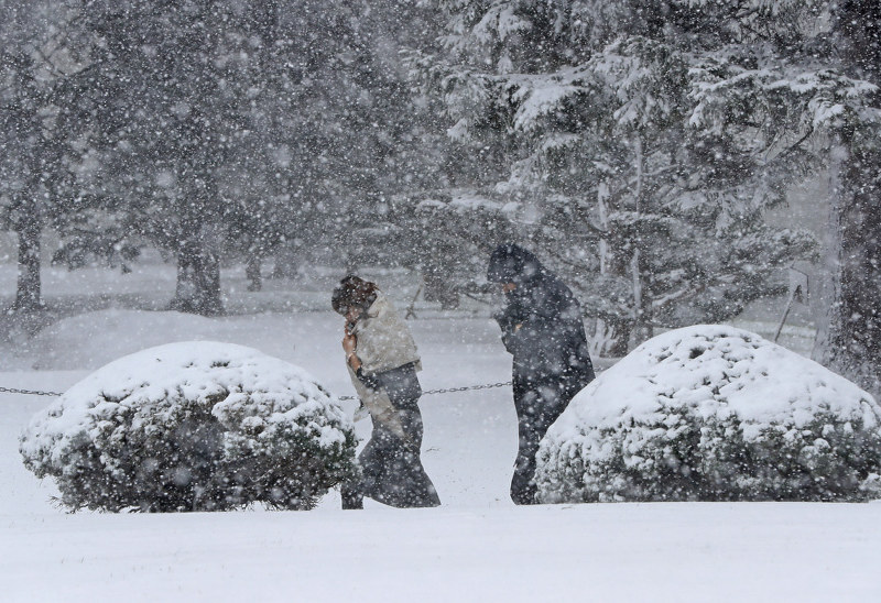 降雪 ４月の雪 層雲峡で１７センチ 札幌は吹雪も 北海道 毎日新聞