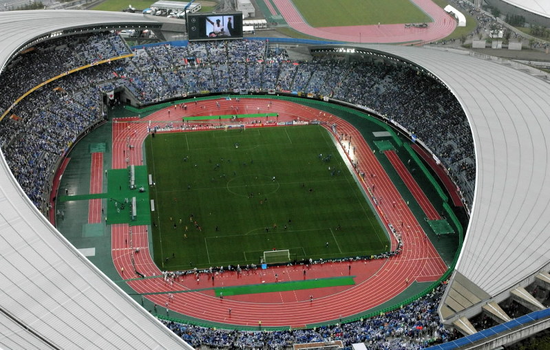 2002年サッカー日韓W杯決勝トーナメントの日本・トルコ戦で、日本サポーターのブルーに埋め尽くされた宮城スタジアム=代表撮影