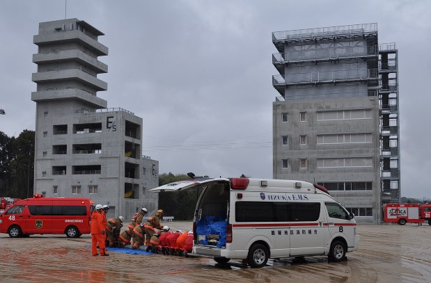 県消防学校 震災や豪雨に対応 教育訓練充実図り 新校舎に 嘉麻市 福岡 毎日新聞