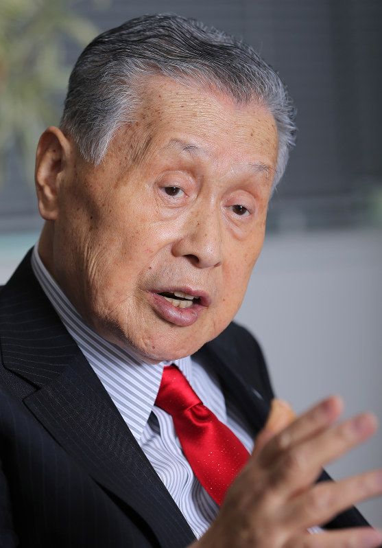 桐花大綬章：元首相・森喜朗さん 五輪への覚悟強く | 毎日新聞