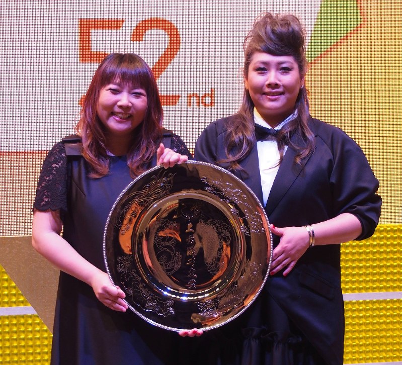 上方漫才大賞：「海原やすよ ともこ」に | 毎日新聞