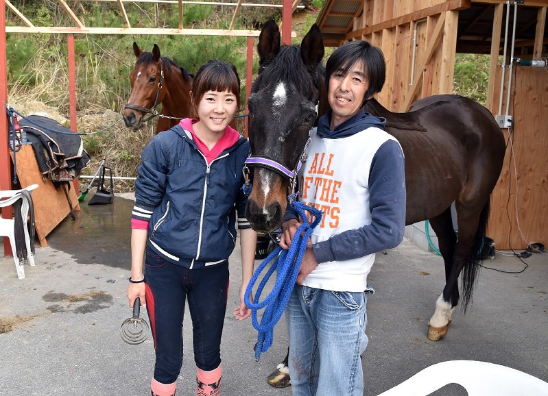高齢馬 余生支える乗馬クラブ開業 現役馬で飼育代稼ぐ 毎日新聞
