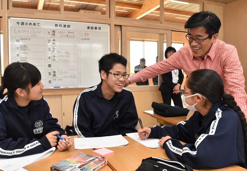 特別授業 １０年後の町 よくするには 楢葉中で慶大大学院教授 岸博幸さん 福島 毎日新聞