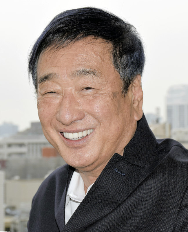 作曲家の三枝成彰さん=小林祥晃撮影