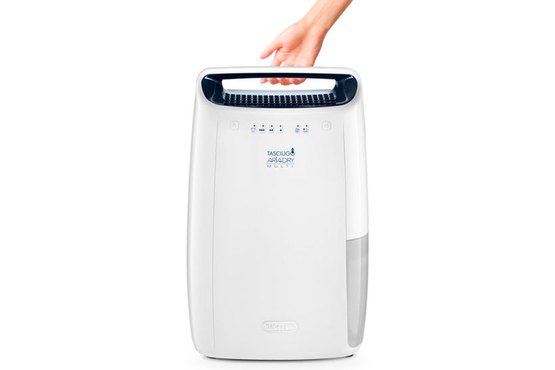 【美品】DeLonghiデロンギ　衣服乾燥除湿機DEX16FJ デロンギ、パワフルコンパクトな除湿機「タシューゴ」で空調家電