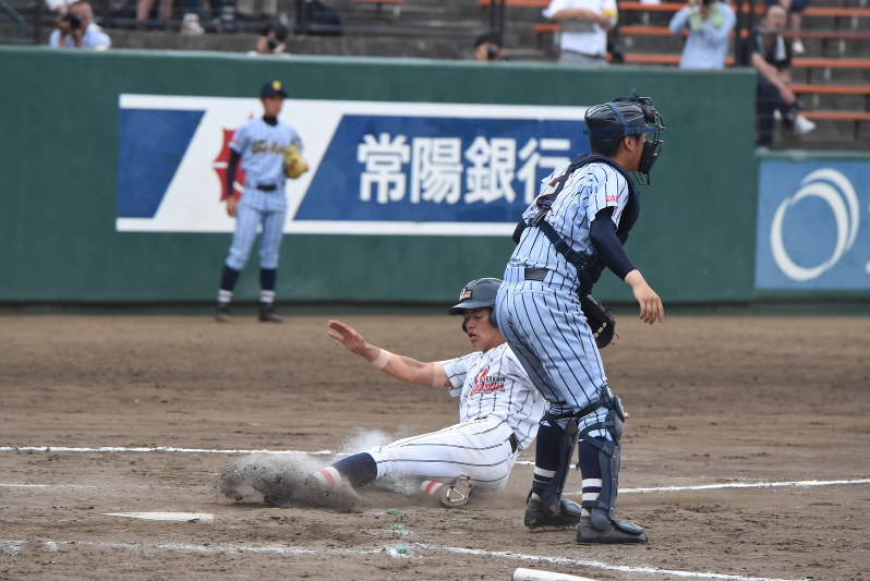 高校野球 春季関東地区大会 浦学２年ぶりｖ 東海大相模降す 埼玉 毎日新聞