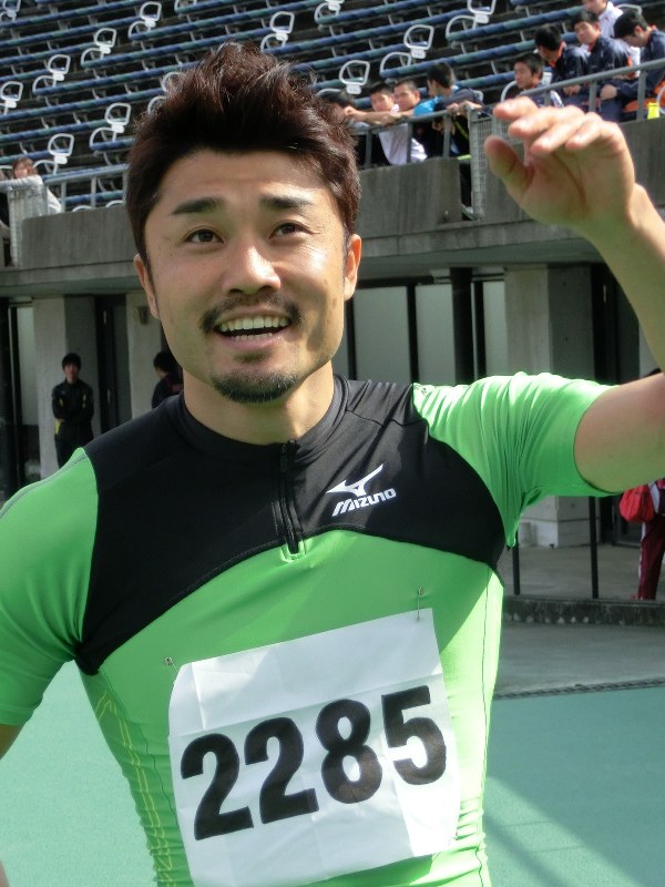 末続慎吾=2015年4月、石井朗生撮影