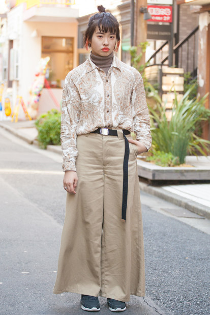 まいスタイル＠ストリート：（56）ロングベルトでこなれ感 | 毎日新聞