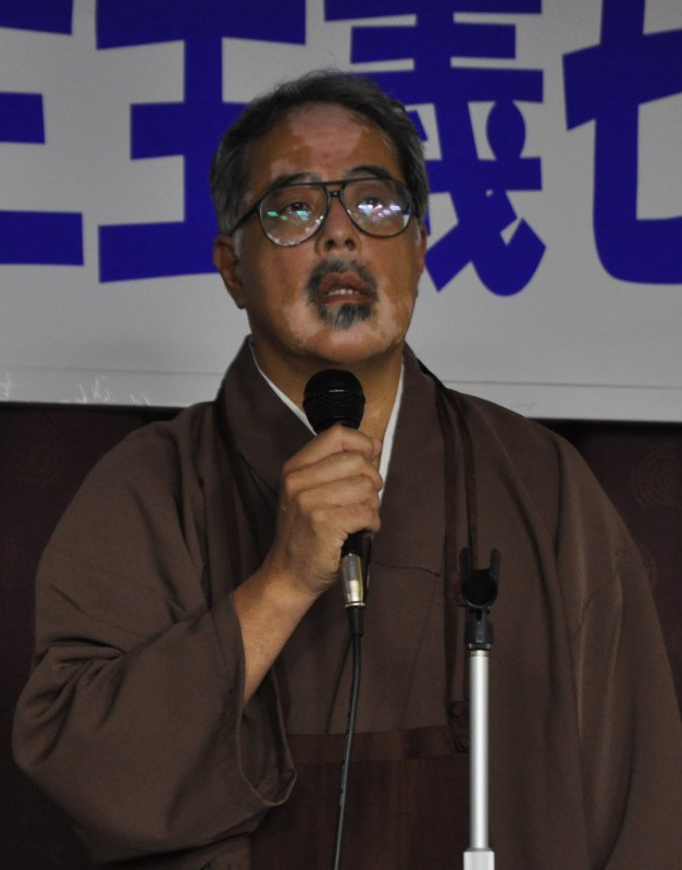 福岡事件について語る古川さん