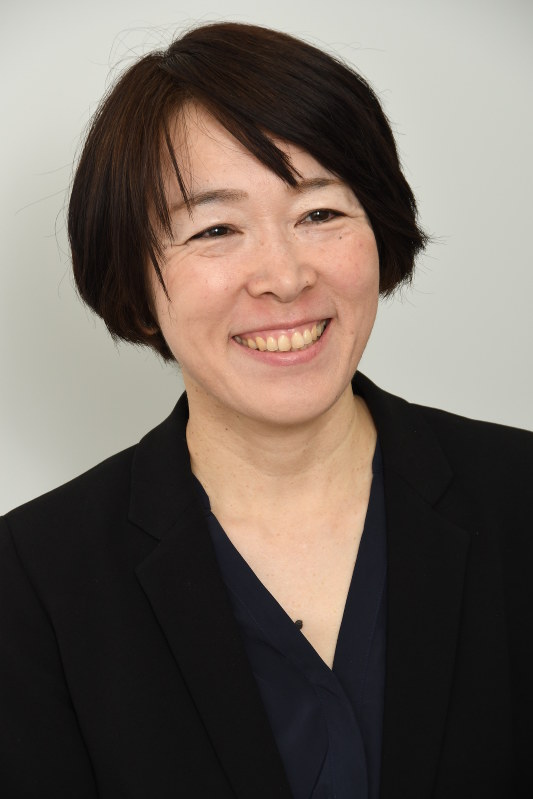 「自分でしている『からだにいいこと』は、どんなに遅くなっても自炊して家族と食べること」と奥谷裕子さん=木村滋撮影