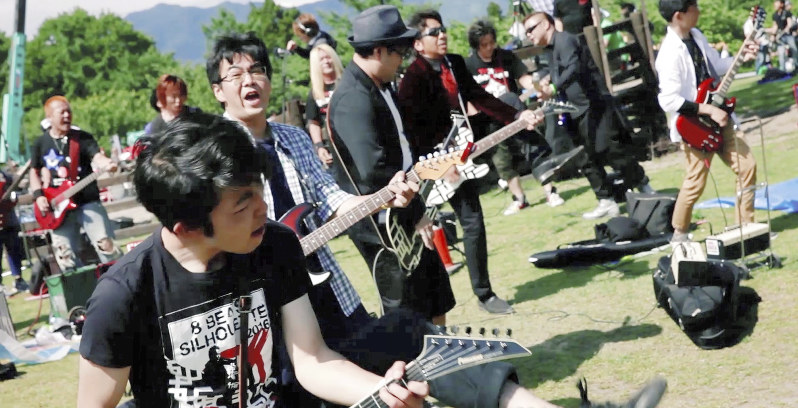 ユーチューブで公開された「1000人ROCK FES.GUNMA」のワンシーン=渋川青年会議所提供