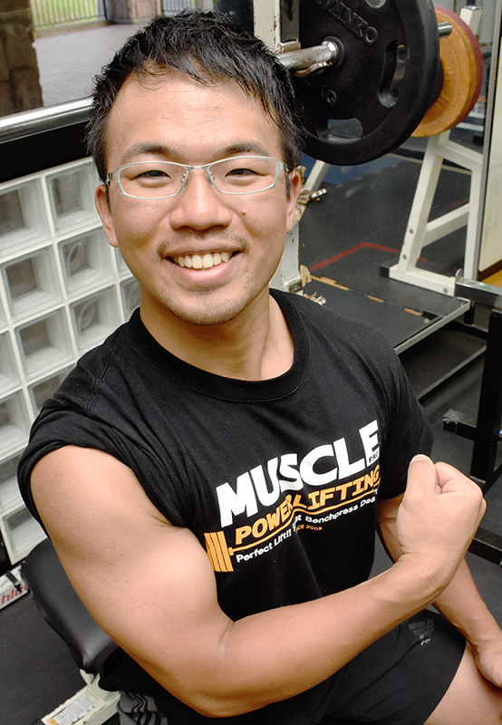 勝利の方程式 大和のアスリートたち パワーリフティング 芦原徹選手 広陵町 下 自らを実験台に筋トレ 奈良 毎日新聞