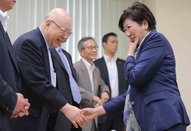 東京 豊洲市場 移転前に安全宣言 小池知事 築地幹部と会談 毎日新聞