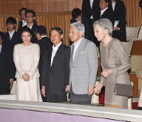 楽部洋楽演奏会を鑑賞される天皇、皇后両陛下と皇太子ご夫妻＝皇居・東御苑の桃華楽堂で２０１７年６月２２日午後３時３１分（代表撮影）