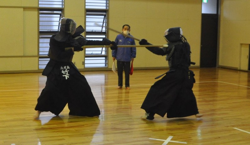 新学習指導要領 中学に明記 銃剣道 に期待と懸念 県内関係者 奥深い競技 武道から外れる 鹿児島 毎日新聞