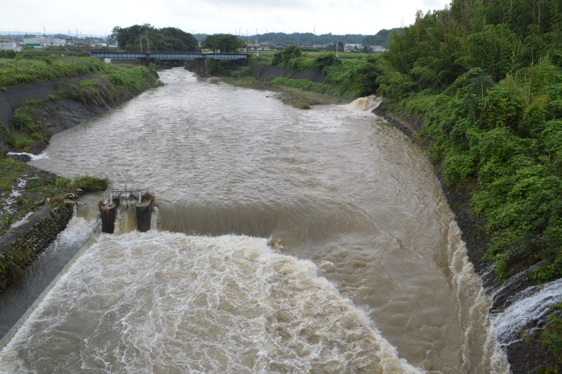 大雨 ５市町で床下浸水 美濃加茂は崖崩れ 岐阜 毎日新聞
