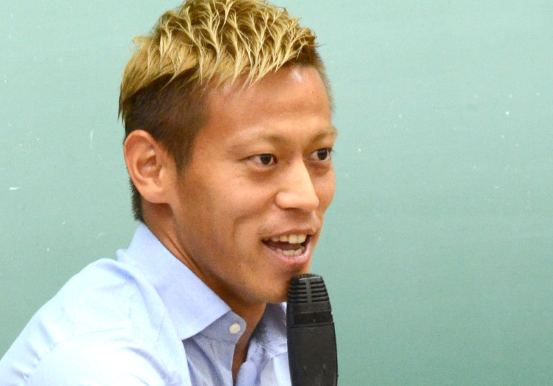 サッカー 本田圭佑 メキシコのパチューカに移籍 毎日新聞