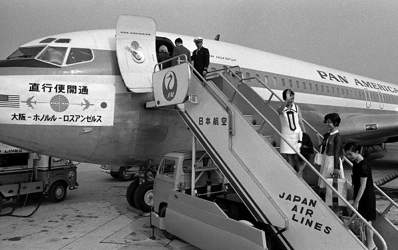 関西50年前：【昭和42年8月3日】大阪－LA直行便就航 | 毎日新聞