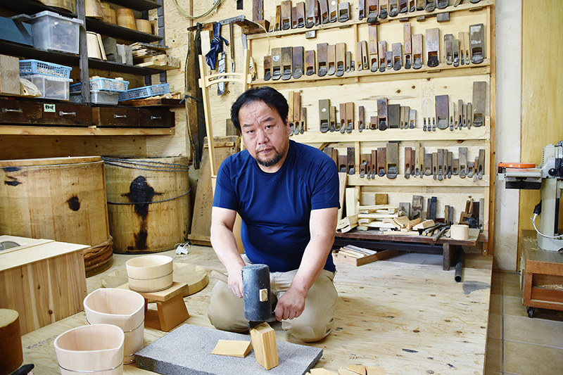 湖国で働く ２５ 中川木工芸 比良工房 木桶作り 進化に挑む 滋賀 毎日新聞