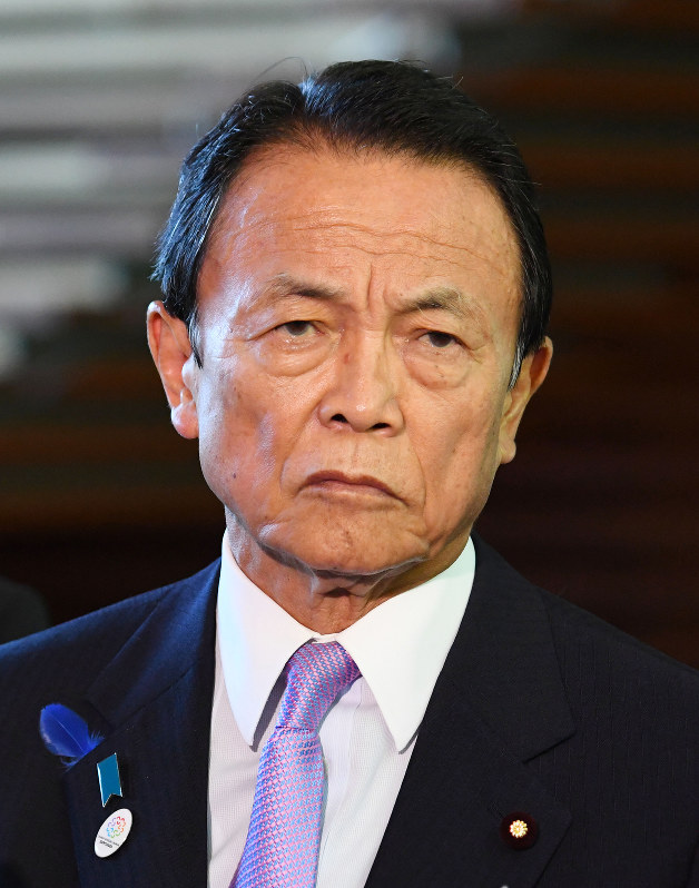 麻生太郎氏=川田雅浩撮影