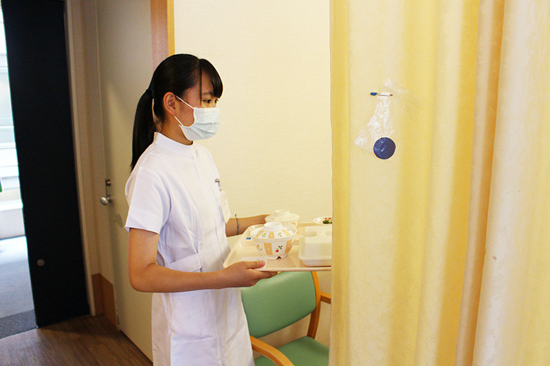 看護体験 将来の夢へ 八鹿病院で５５人が参加 兵庫 毎日新聞