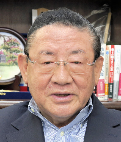 山崎拓氏