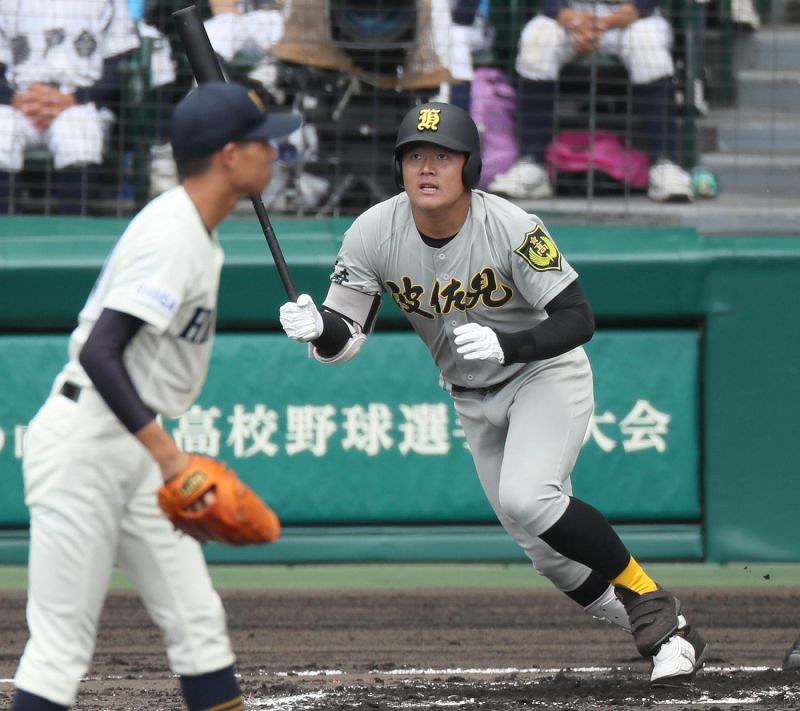 夏の高校野球：第1日第1試合 彦根東（滋賀）－波佐見（長崎） [写真