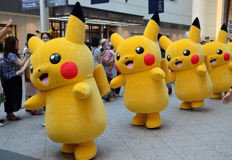 ピカチュウ １５００匹大量発生チュウ 横浜をジャック 写真特集4 29 毎日新聞