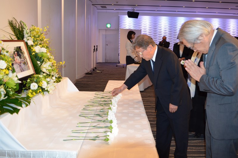 佐藤満さん偲ぶ会 業績や人柄振り返る 元道書道連盟理事長 札幌 北海道 毎日新聞