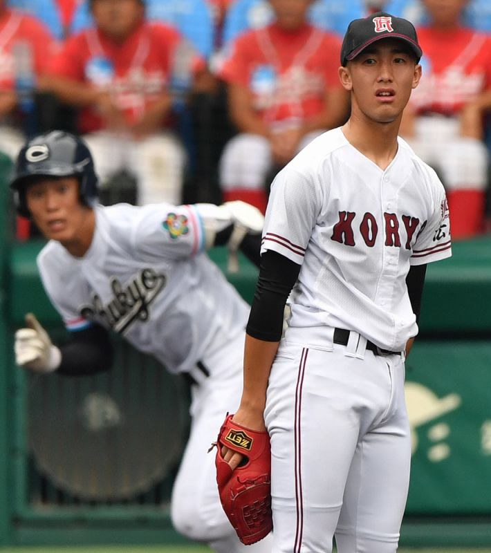 夏の高校野球：第4日第1試合 広陵（広島）―中京大中京（愛知） [写真