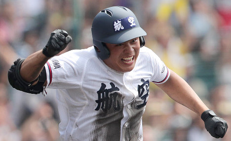 夏の高校野球：帽子のつばに「笑え」 日本航空石川・杉本 | 毎日新聞