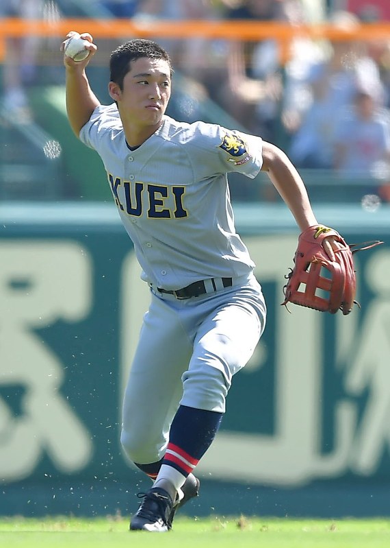 夏の高校野球:仙台育英の斎藤「好守備生んだのは遊び心」 毎日新聞 夏の高校野球:仙台育英の斎藤「好守備生んだのは遊び心」 毎日新聞