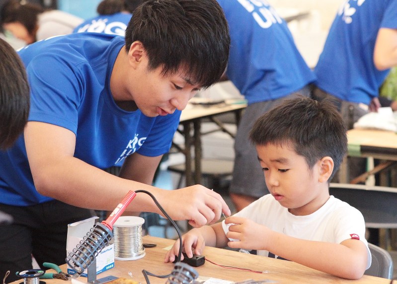 大学倶楽部 工学院大 子供に科学の面白さを伝えるイベント開催 ８月２６ ２７日 八王子キャンパスで 毎日新聞