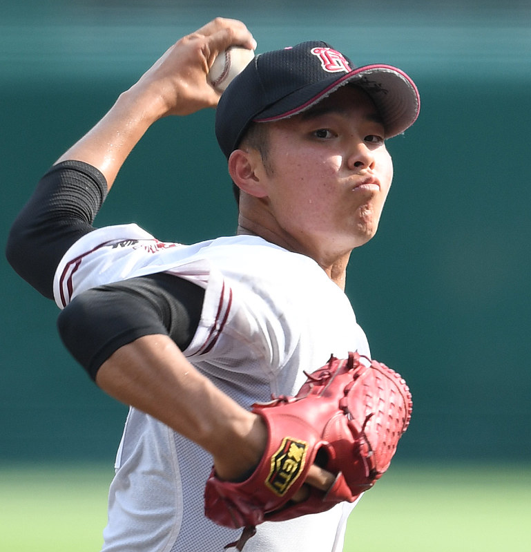 【花咲徳栄-広陵】広陵の2番手・山本=阪神甲子園球場で2017年8月23日、平川義之撮影