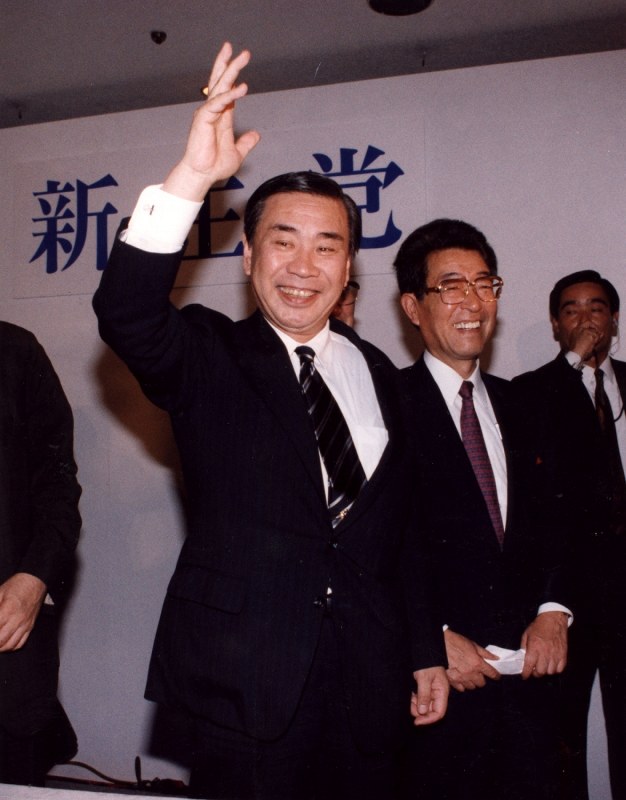 訃報：非自民連立政権、元首相の羽田孜さん82歳 [写真特集6/14