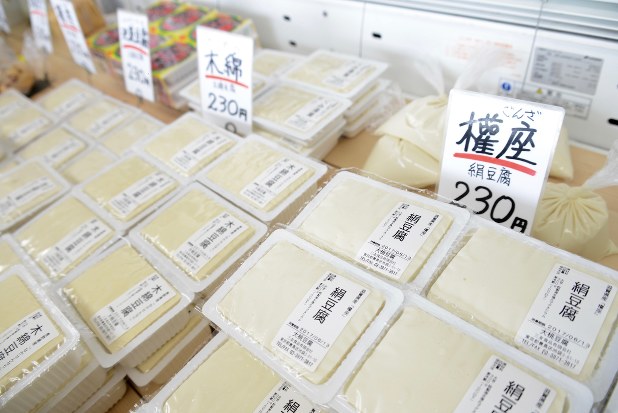 できた商品から売り場に並ぶ