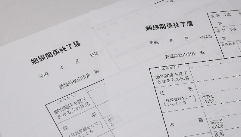 勝手に調べました カレンダーはなぜ日曜日から始まるものが多いの 最近 死後離婚 が増えているのですか 毎日新聞