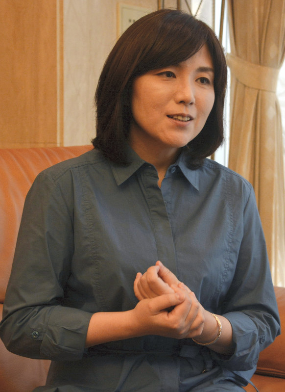 インタビュー 新刊 盤上の向日葵 一手一手に人間ドラマ 毎日新聞