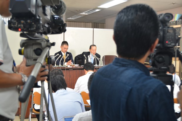 記者会見は約1時間10分にわたって行われた=2017年9月14日