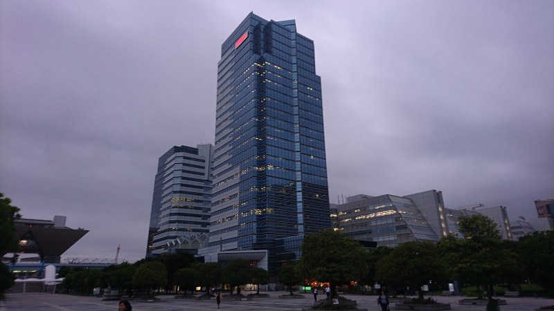 ユニバーサルエンターテインメント本社が入居するビル=東京都江東区有明