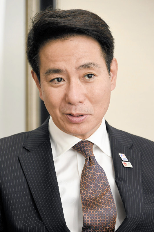前原誠司氏=東京都千代田区で2017年9月19日、根岸基弘撮影