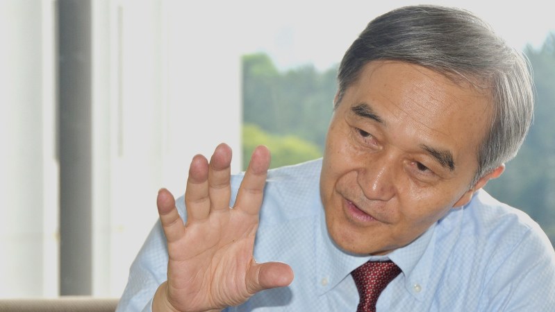 ベストセラーとなっている「定年後」の著者、楠木新さん