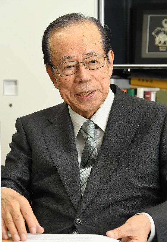 福田康夫元首相=東京都港区で